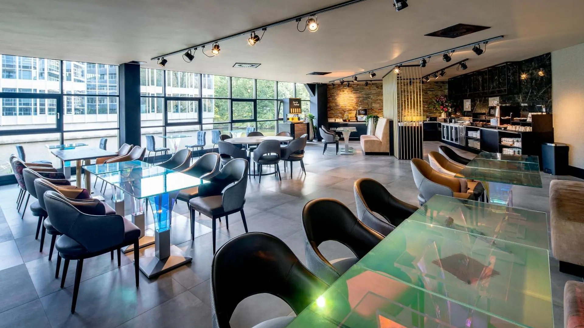 Diamond Capsule Hotel Amsterdam South Amstelveen