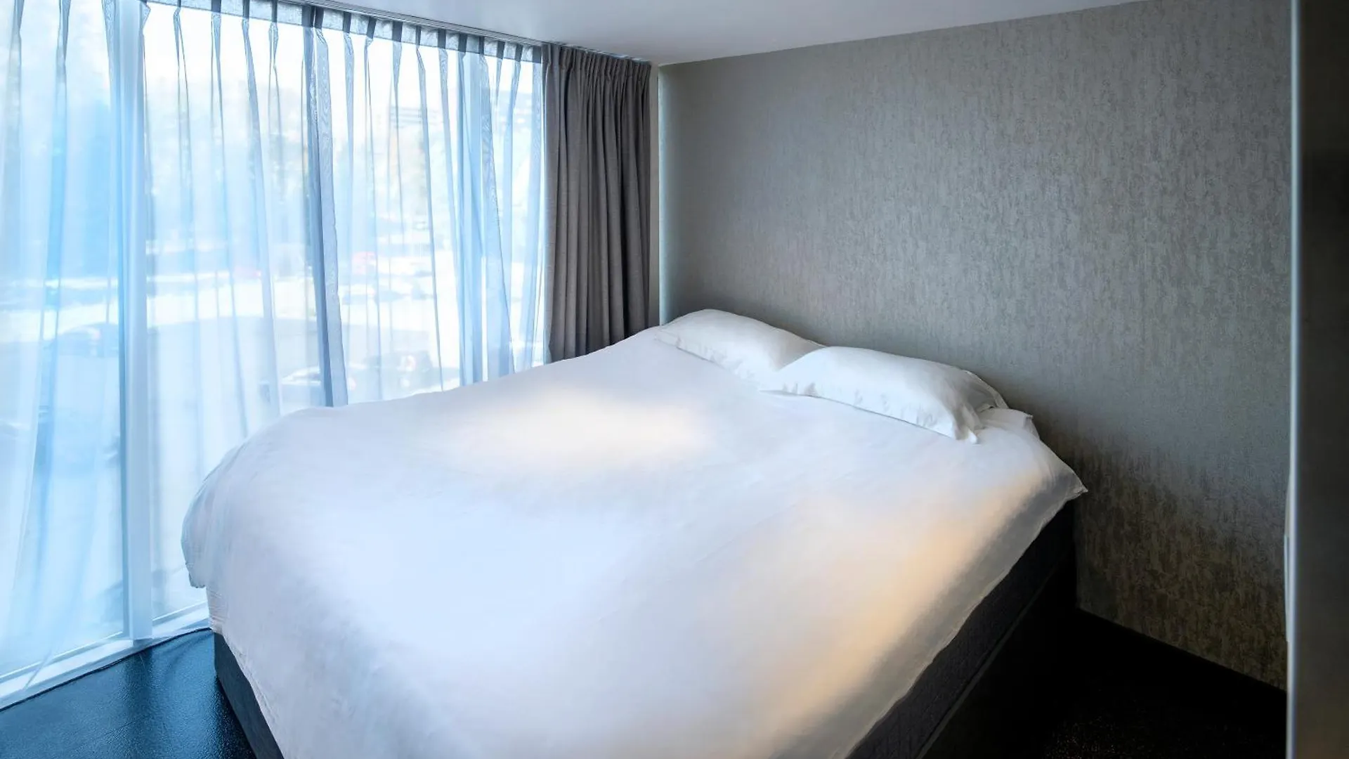 Diamond Capsule Hotel Amsterdam South Amstelveen Netherlands